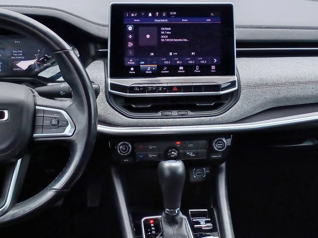 2022 Jeep Compass Latitude Lux 4x4