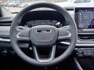 2023 Jeep Compass Latitude Lux FWD