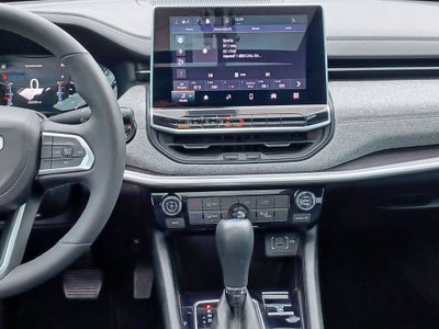 2023 Jeep Compass Latitude Lux FWD