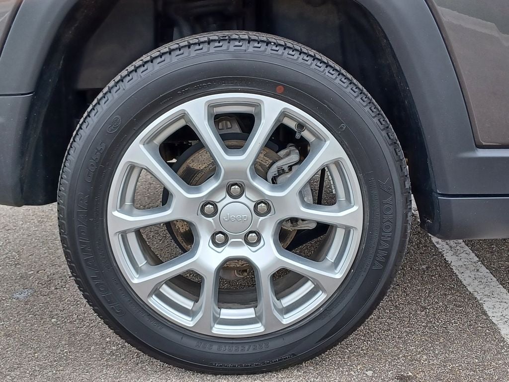 2023 Jeep Compass Latitude Lux FWD