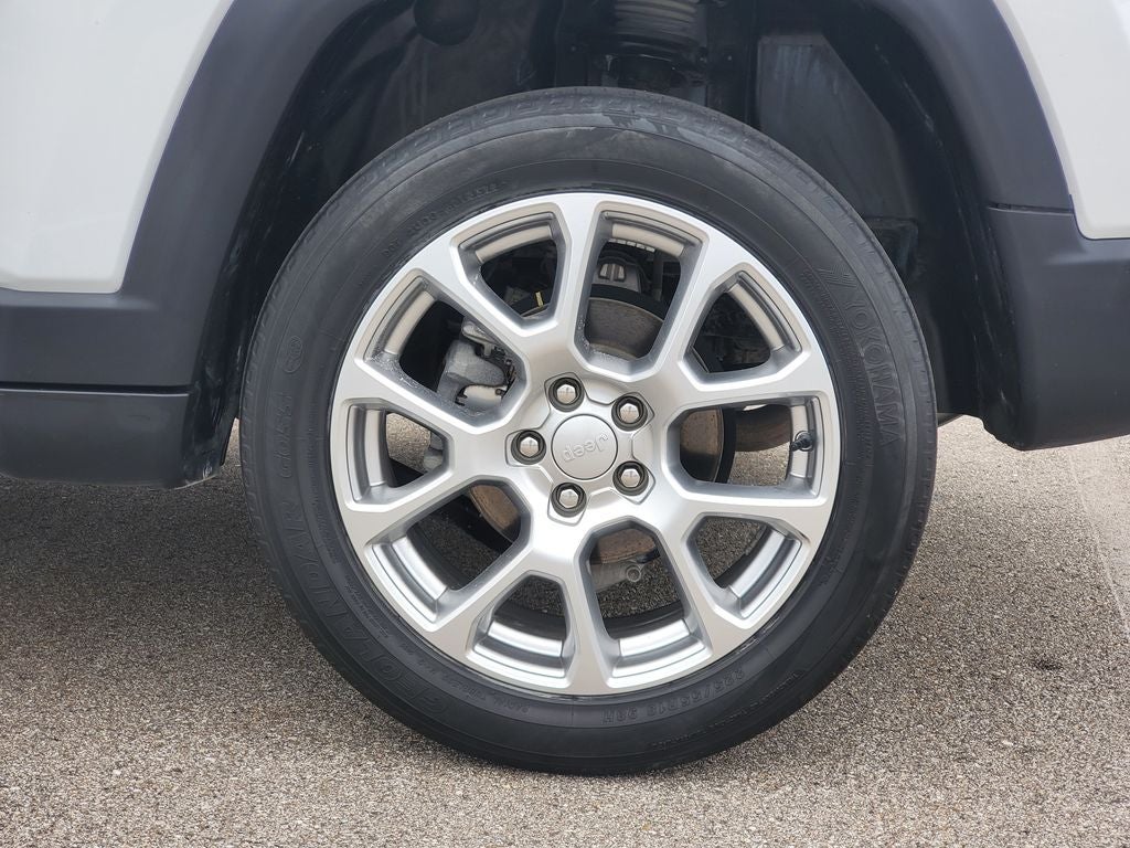 2023 Jeep Compass Latitude Lux FWD