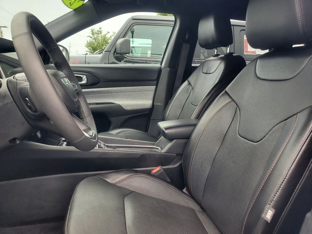 2023 Jeep Compass Latitude Lux FWD