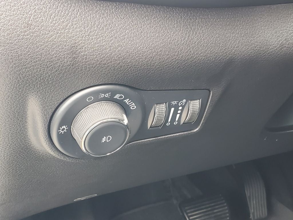2023 Jeep Compass Latitude Lux FWD