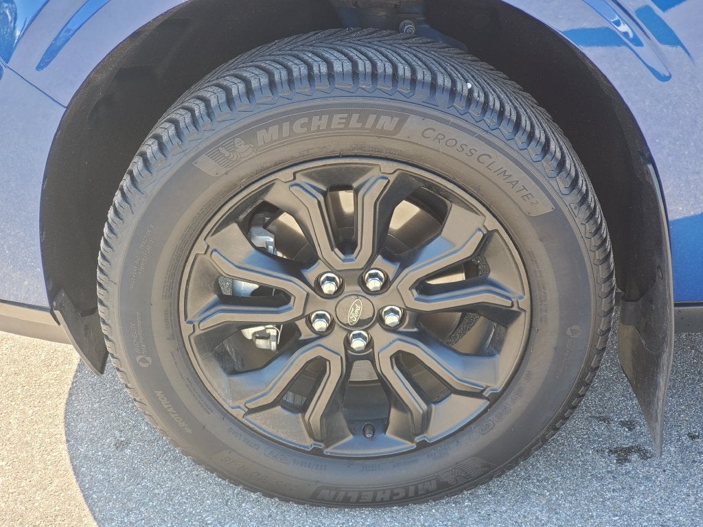 2023 Ford Maverick Lariat