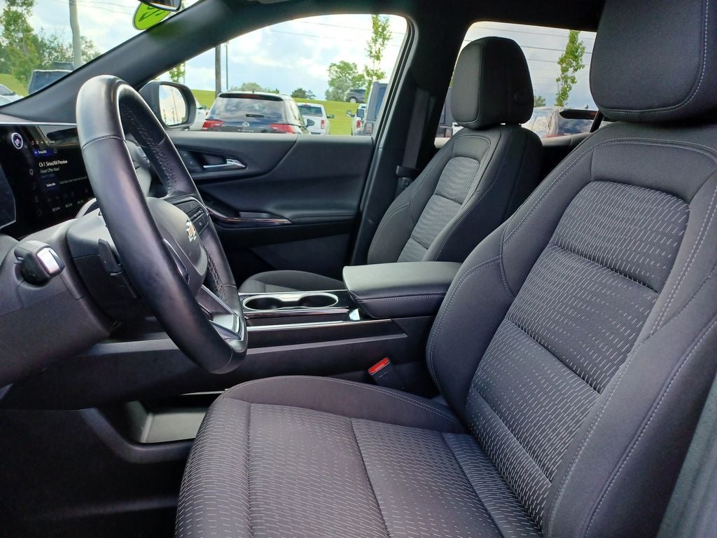 2025 Chevrolet Equinox FWD LT