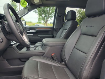 2025 GMC Sierra 1500 4WD Crew Cab Short Box Denali