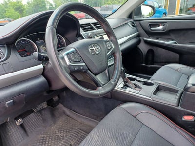 2016 Toyota Camry SE