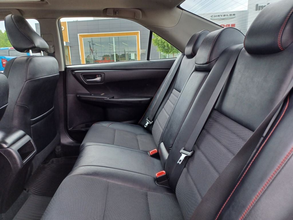 2016 Toyota Camry SE