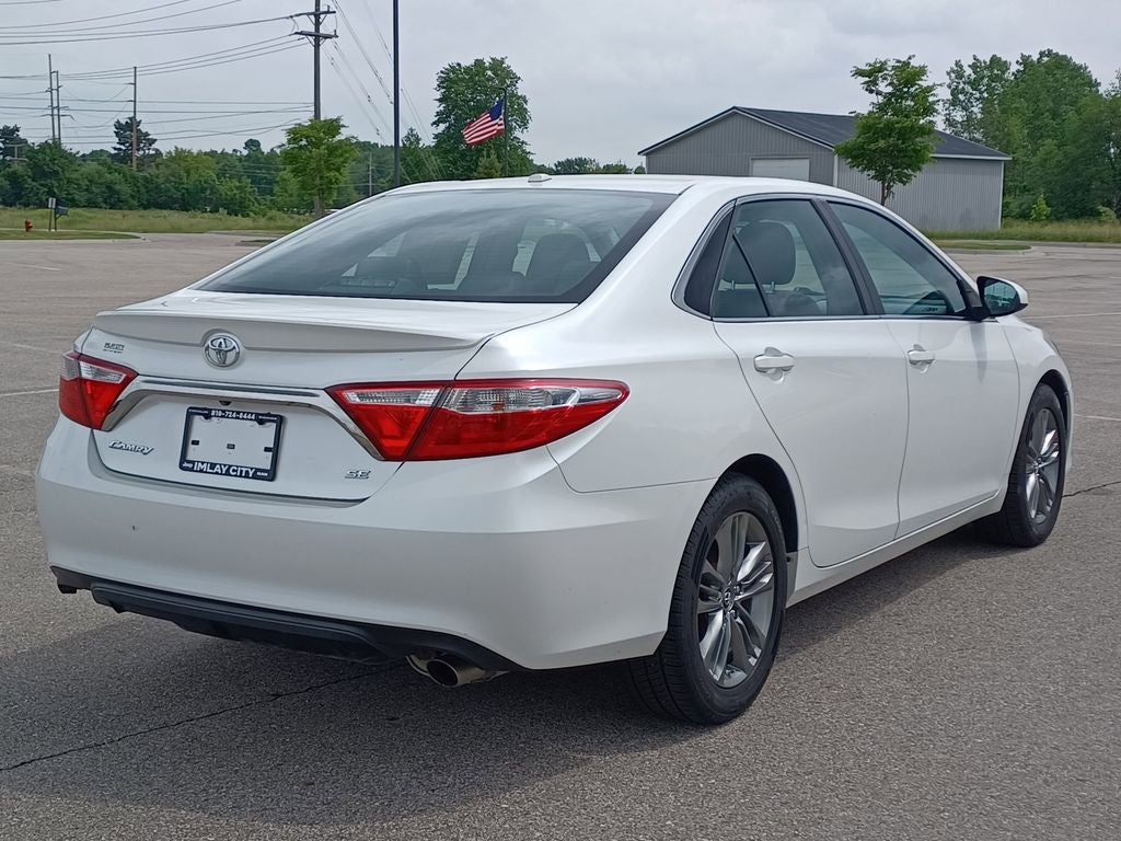 2016 Toyota Camry SE