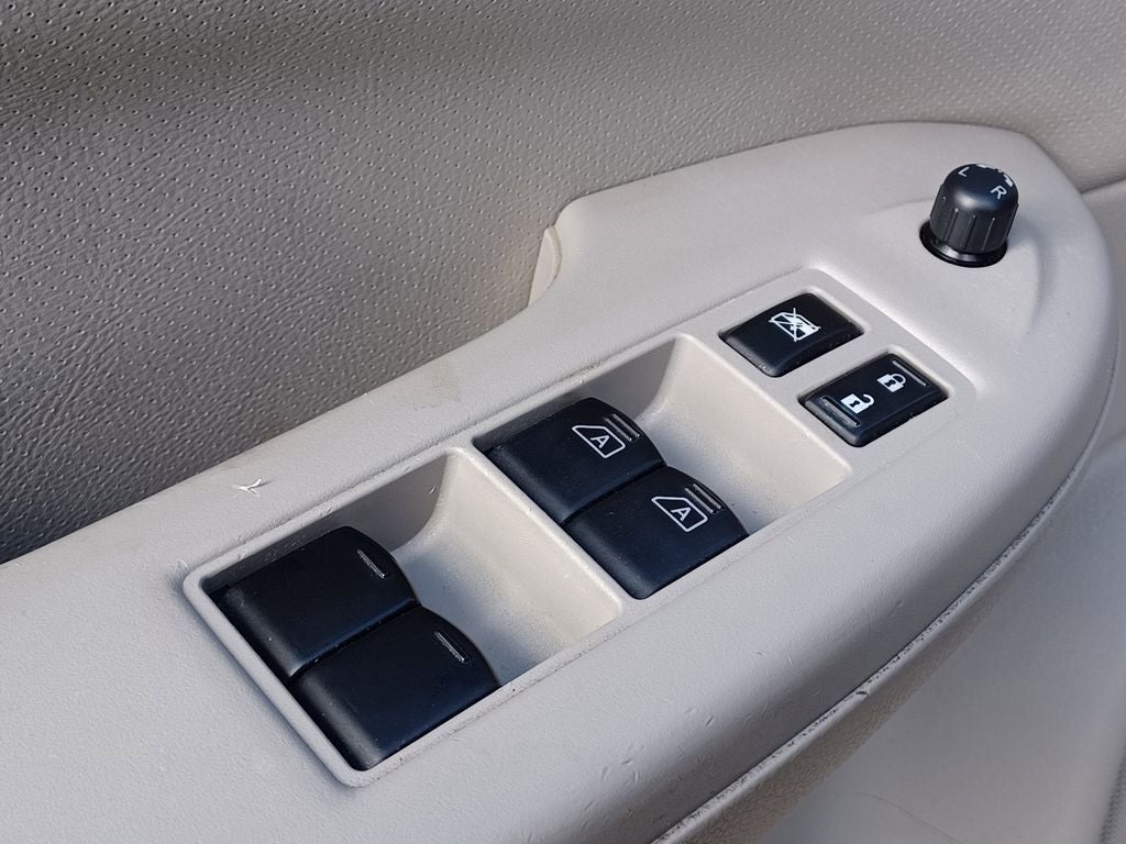 2012 Nissan Quest SL
