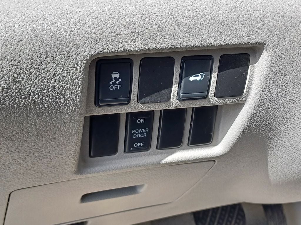 2012 Nissan Quest SL