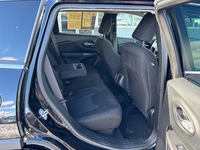 2019 Jeep Cherokee Latitude