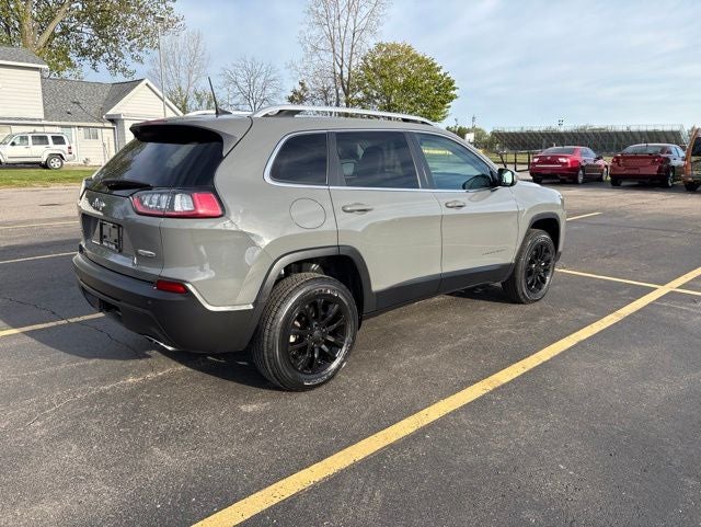 2021 Jeep Cherokee Latitude Lux