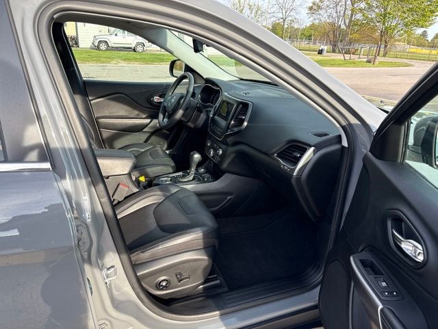 2021 Jeep Cherokee Latitude Lux
