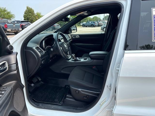 2020 Jeep Grand Cherokee Laredo E