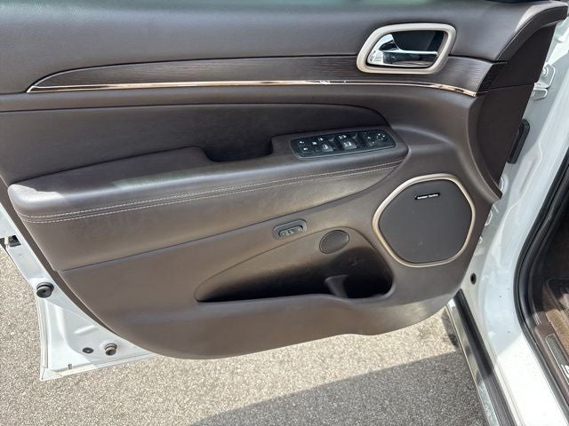 2017 Jeep Grand Cherokee Summit