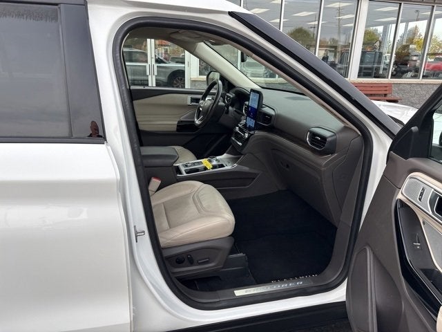 2022 Ford Explorer Platinum