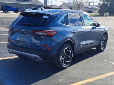 2026 Ford Escape Platinum