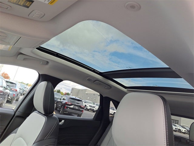 2026 Ford Escape Hybrid Platinum