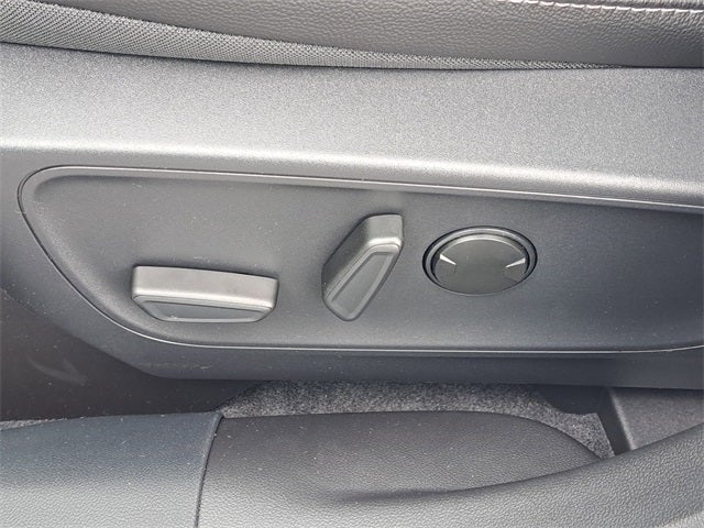 2026 Ford Escape Hybrid Platinum