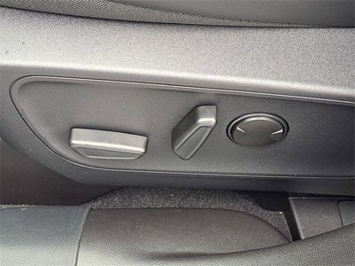 2026 Ford Escape Hybrid ST-Line Select