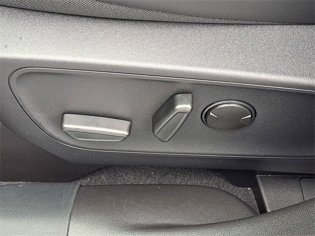 2026 Ford Escape Hybrid ST-Line Select