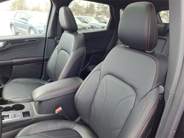 2026 Ford Escape ST-Line Elite