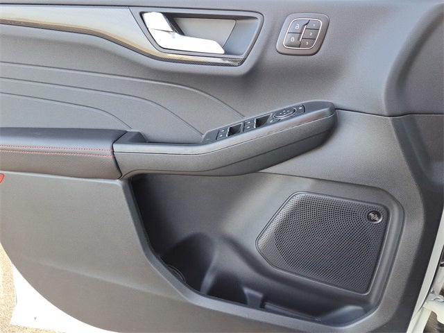 2026 Ford Escape ST-Line Elite