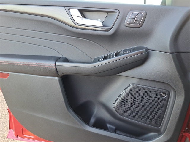 2026 Ford Escape ST-Line Elite