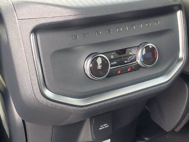 2027 Ford Expedition Platinum 600a