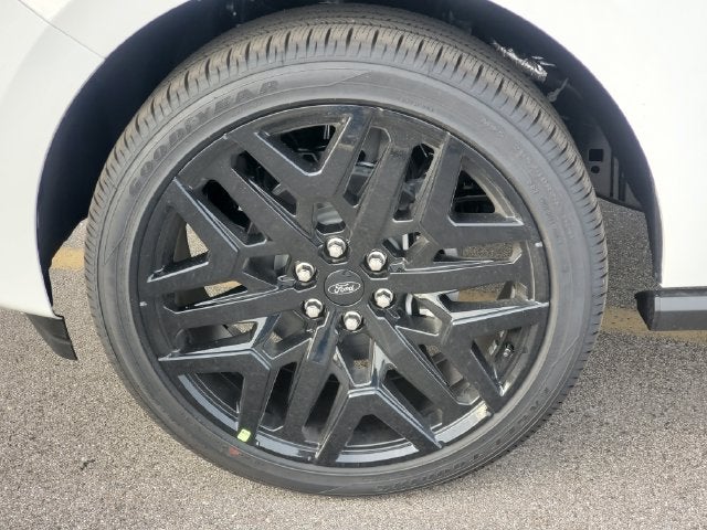 2027 Ford Expedition Platinum 600a