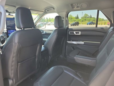 2024 Ford Explorer XLT
