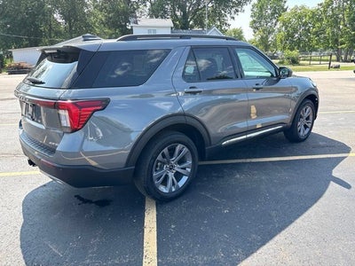 2025 Ford Explorer Active