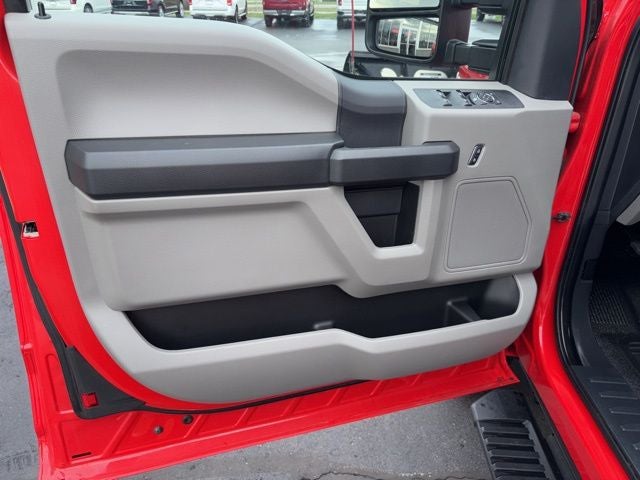 2022 Ford F-350SD XL