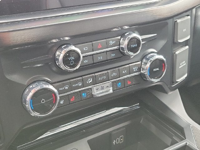 2027 Ford F-350SD Lariat