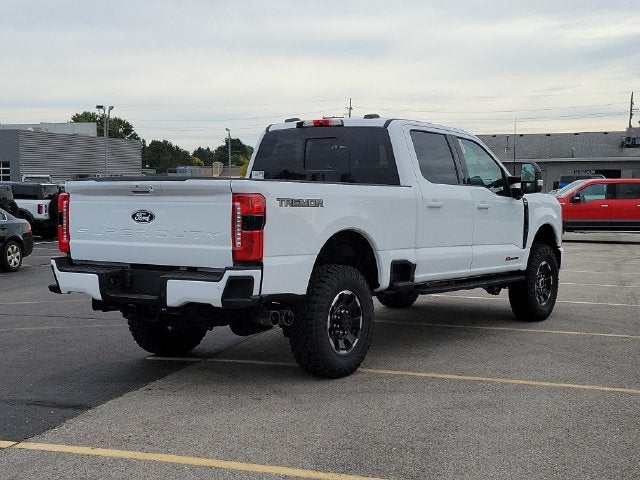 2027 Ford F-350SD Lariat
