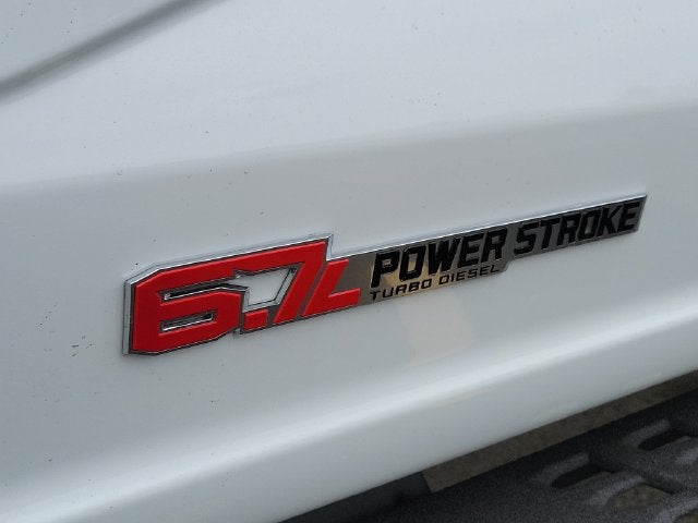 2027 Ford F-350SD Lariat