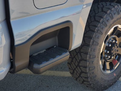 2027 Ford F-350SD Lariat