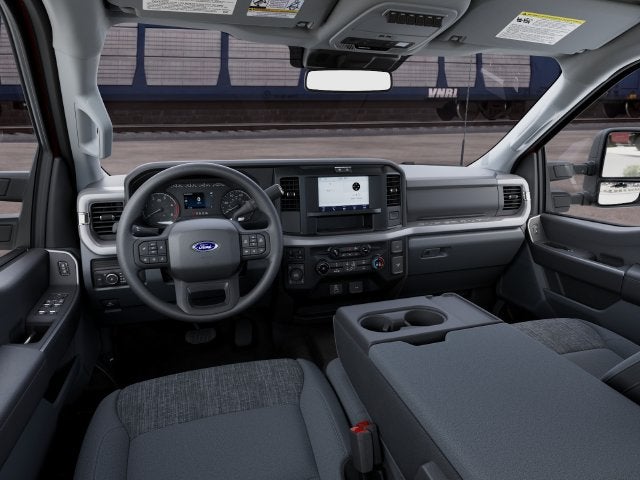 2027 Ford F-350SD XLT