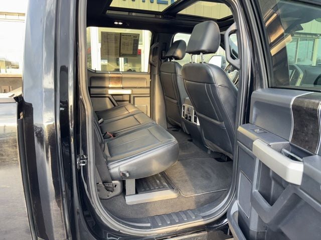 2022 Ford F-350SD Lariat