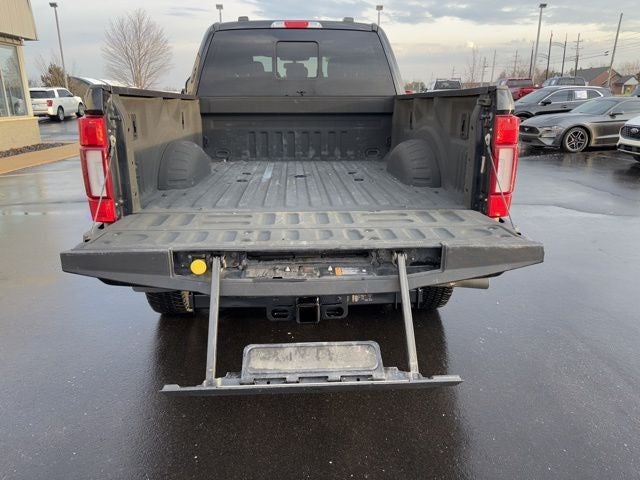 2022 Ford F-350SD Lariat