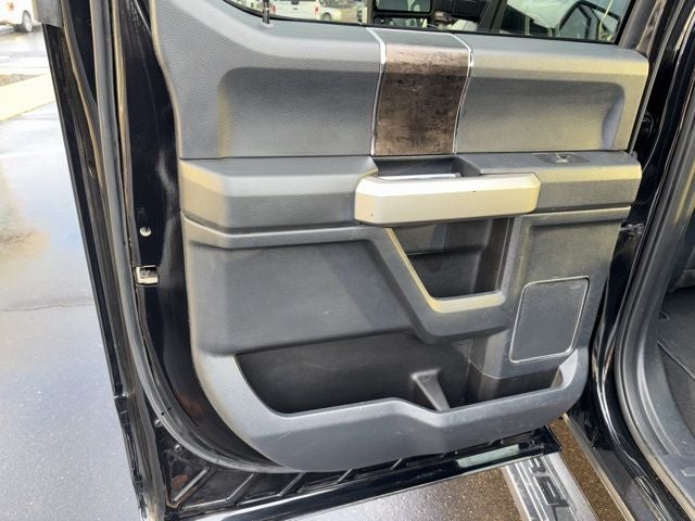 2022 Ford F-350SD Lariat