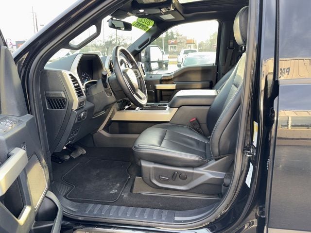 2022 Ford F-350SD Lariat