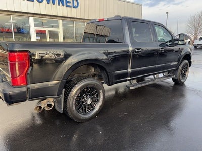 2022 Ford F-350SD Lariat