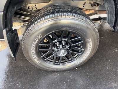 2022 Ford F-350SD Lariat