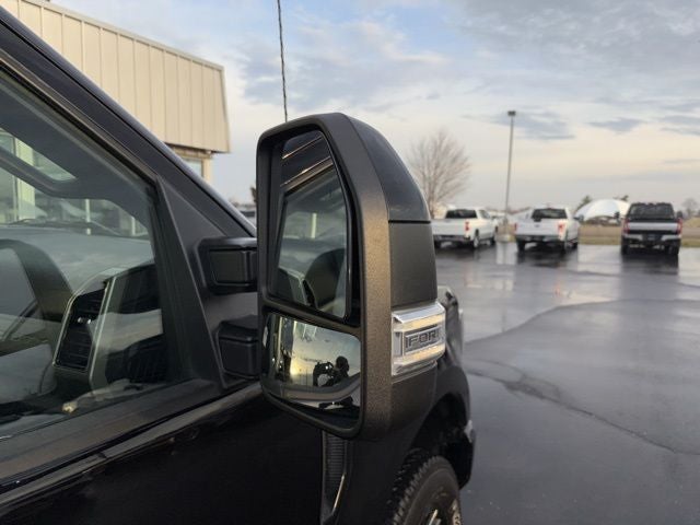 2022 Ford F-350SD Lariat