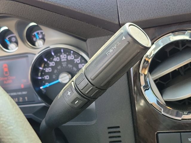 2014 Ford F-350SD Platinum DRW