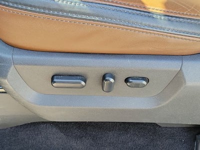 2014 Ford F-350SD Platinum DRW