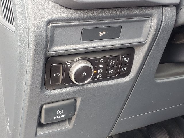 2026 Ford F-150 XLT 302a