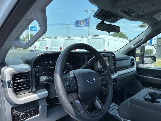 2025 Ford F-250SD XLT 603a